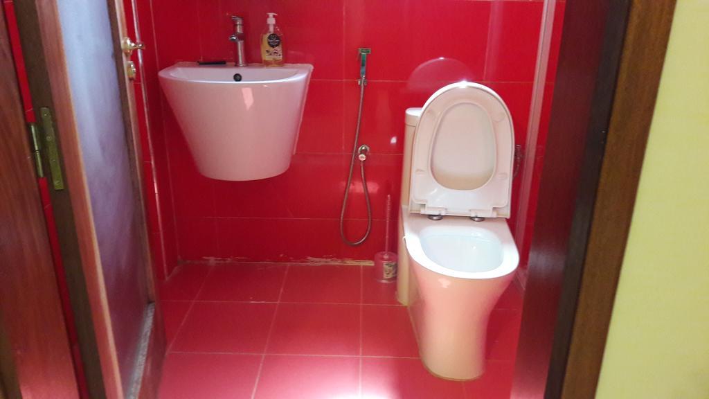 Residence Cheikh Fall ダカール エクステリア 写真